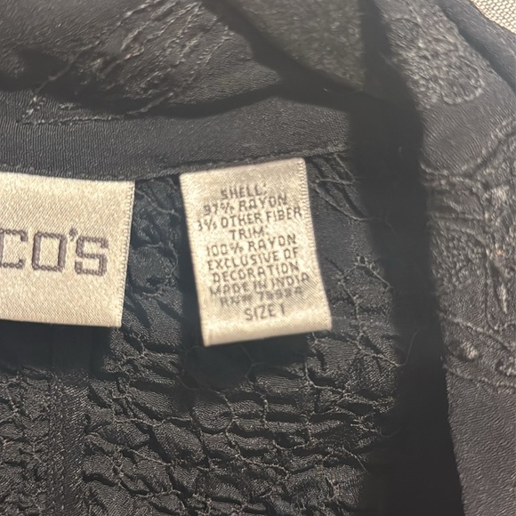 Chico’s detailed button down - Picture 10 of 15